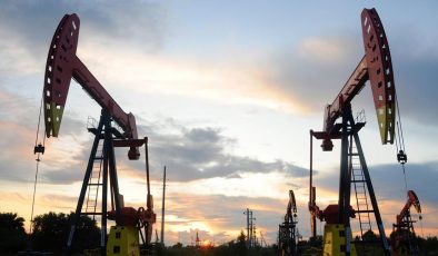 نرخی نەوت ١٢٢ دۆلاری تێپەڕاند