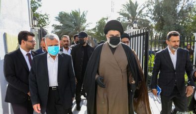 هادی عامری لەگەڵ موقتەدا سەدر کۆدەبێتەوە