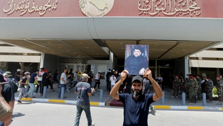 “بڕیاری هەڵوەشاندنەوەی پەرلەمان تەنها لە رێگەی کۆبوونەوەکانی پەرلەمان دەبێت”