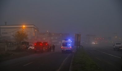 وەزیری ناوخۆی تورکیا: ئەمڕۆ بەیانی بۆمبێک بە ئۆتۆمبێلێکی پۆلیسدا تەقییەوە