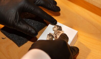 پارچە شوێنەوارێک دەگەڕێندرێتەوە عێراق کە مێژووەکەی بۆ 2700 ساڵ دەگەڕێتەوە