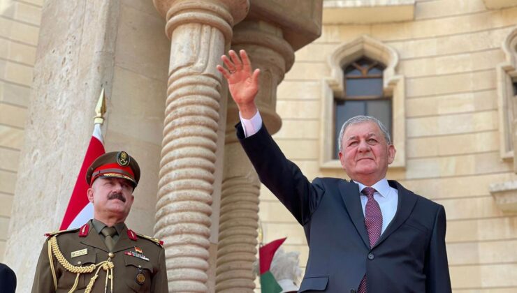 سەرۆککۆماری عێراق بەرەو ئەمریکا بەڕێکەوت