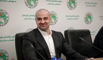 <strong>بافڵ تاڵەبانی: داوادەکەم سۆمۆ نەوتی هەرێم بفرۆشێت</strong>