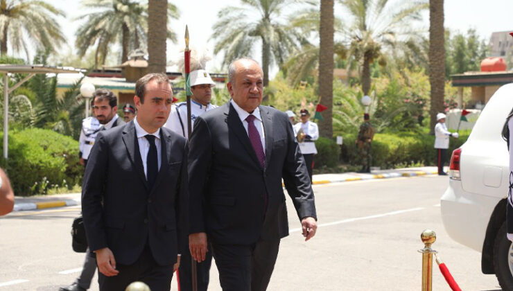 وەزیرانی بەرگریی عێراق و فەڕەنسا لە بەغداد کۆبوونەوە