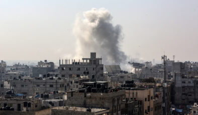 “هێزەکانی ئیسرائیل گەیشتونەتە ناوجەرگەی غەززە”