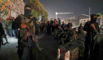 دەستگیرکردنی ئەفسەرێکی ڕژێمی بەشار ئەسەد 17 قوربانی لێدەکەوێتەوە