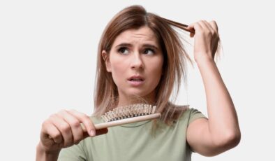 چۆن هەڵوەرینی قژ بوەستێنین؟