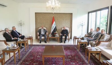 محەمەد سەمعان ئاغا سەردانی هادی عامری دەكات