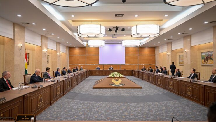 ئەنجومەنی وەزیران داوا لە بەغداد دەکات پەلە بكرێت لە دەستپێکردنەوەی هەناردەی نەوتی هەرێم