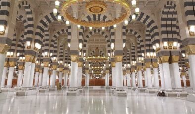 سعودیه‌ بڕیارێکی نوێ لەبارەی ڤیزە بۆ عومرە دەرکرد