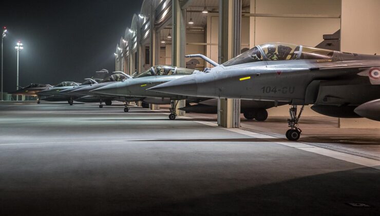 فەڕەنسا ڕێگە بە ئەمریکا دەدات بنکەکانی بەکاربهێنێت