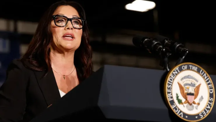 وەزیری کاری ئەمریکا دەستی لەکار کێشایەوە