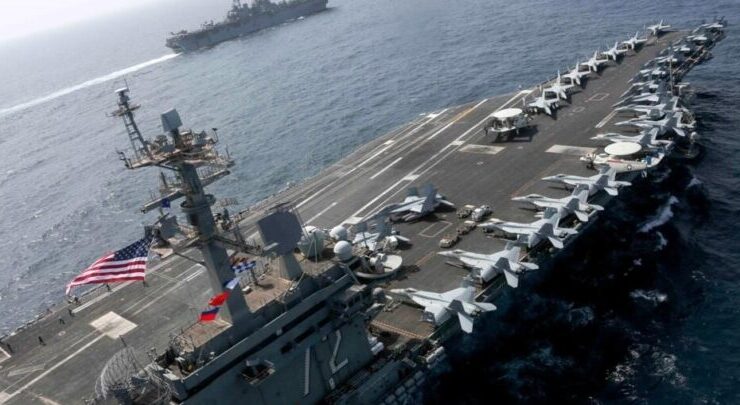 سێنتکۆم: سێ کەشتیی فڕۆکەهەڵگر لە رۆژهەڵاتی ناوەڕاستن