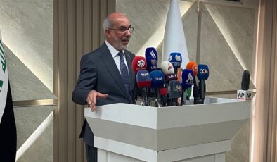 وەزیری نەوت: مانگی چوار ١٠ ملیۆن بەرمیل نەوتمان له‌ هورمزه‌وه‌ هه‌نارده‌كردووه‌